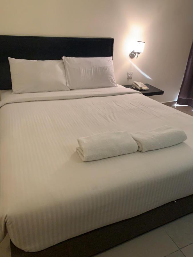 Hotel Sri Sutra Petaling Jaya Buitenkant foto