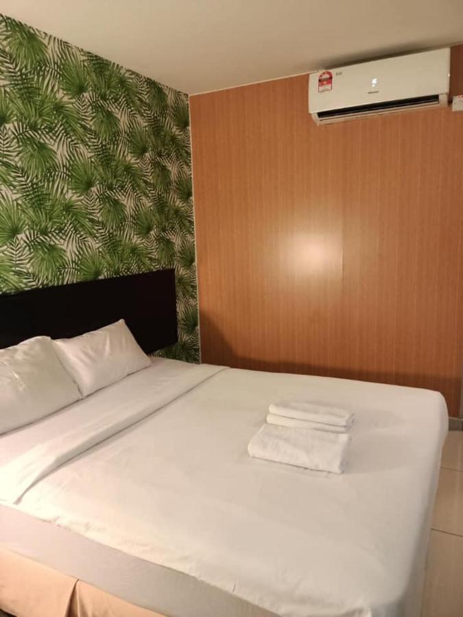 Hotel Sri Sutra Petaling Jaya Buitenkant foto