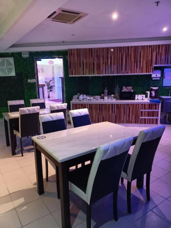 Hotel Sri Sutra Petaling Jaya Buitenkant foto