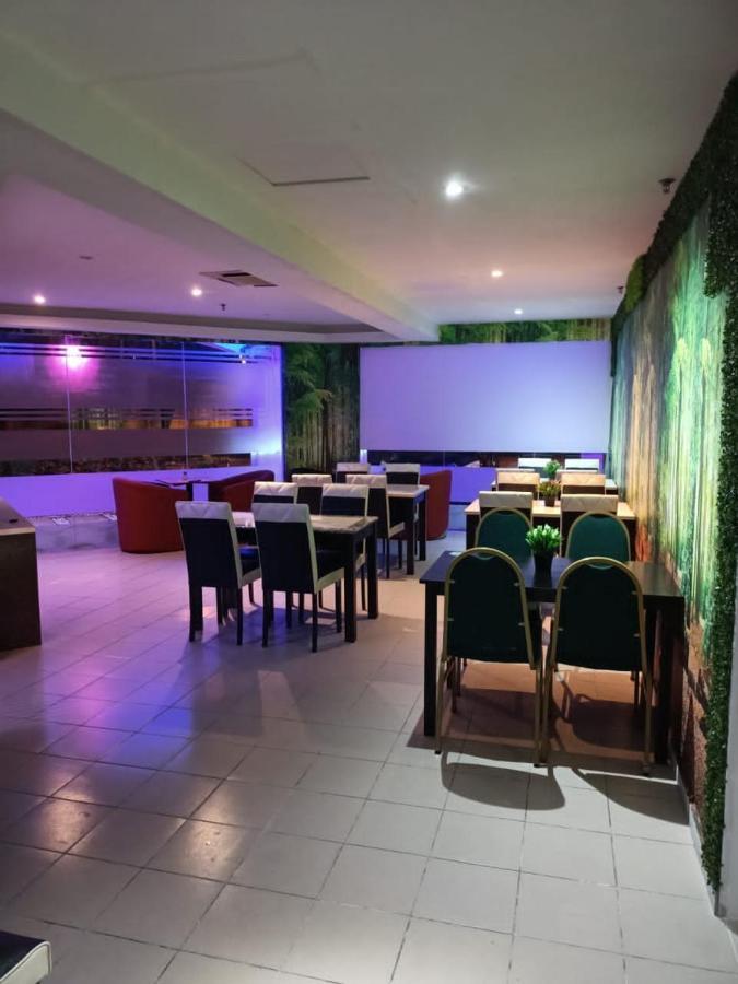 Hotel Sri Sutra Petaling Jaya Buitenkant foto