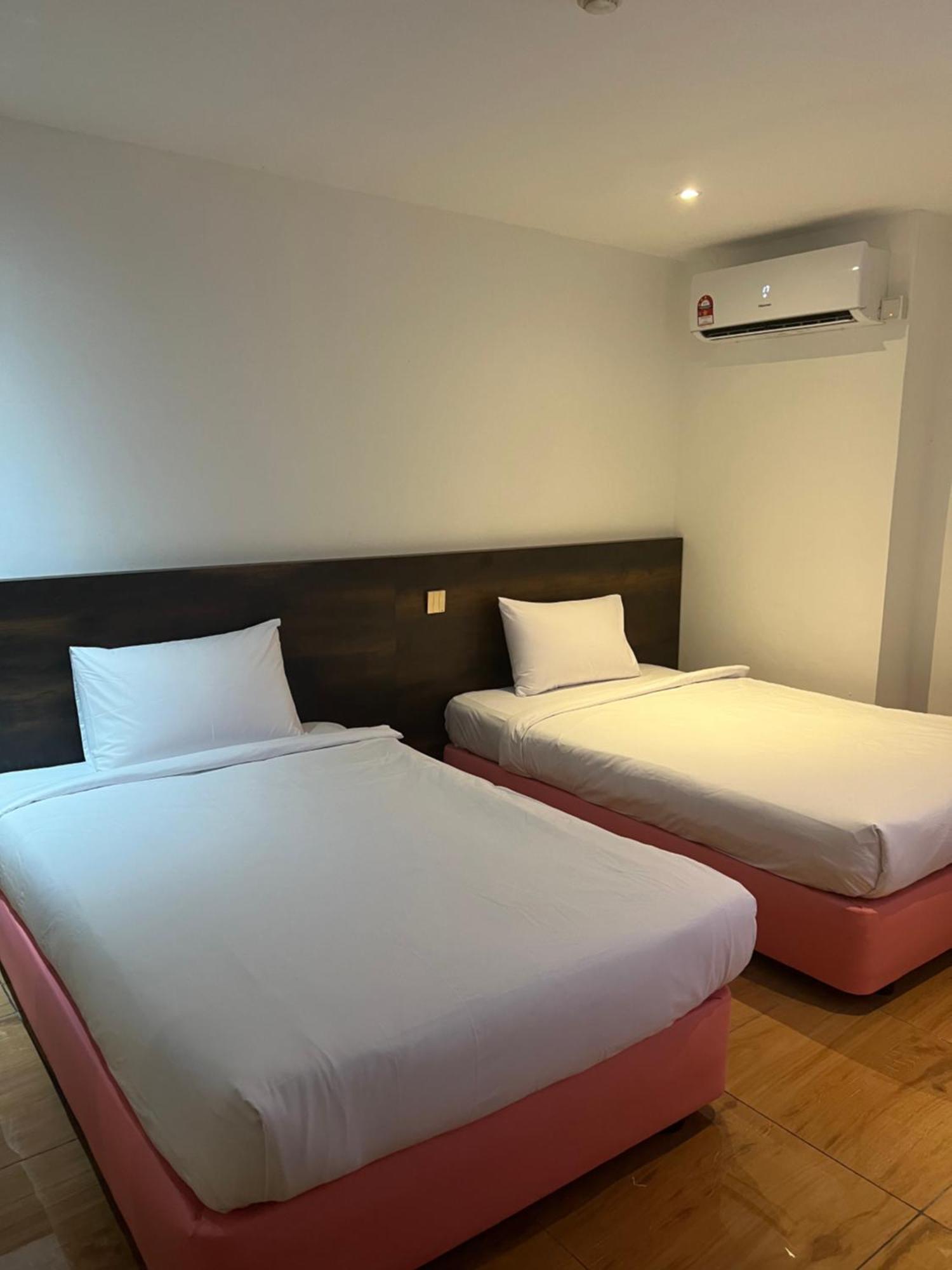 Hotel Sri Sutra Petaling Jaya Buitenkant foto
