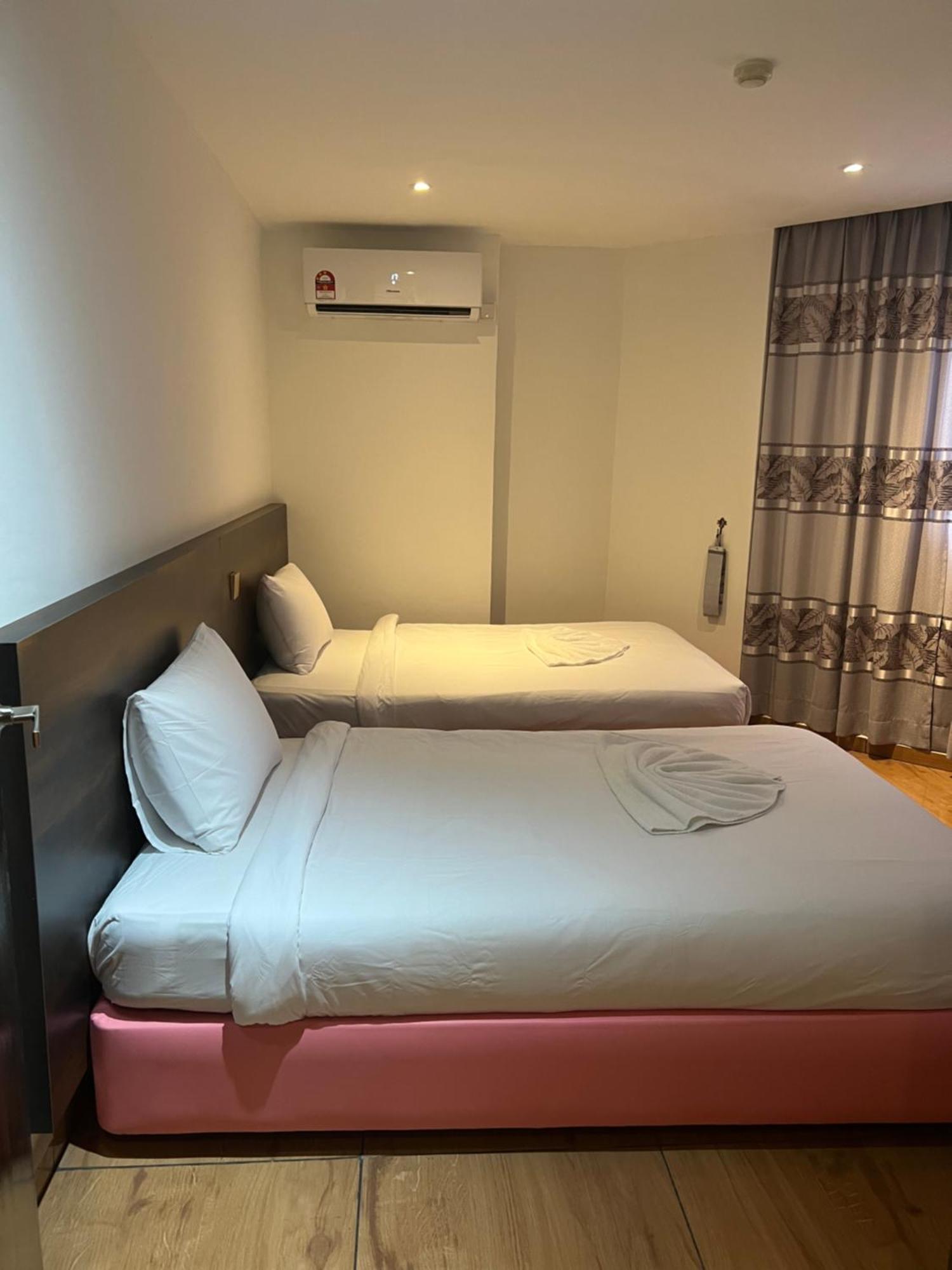 Hotel Sri Sutra Petaling Jaya Buitenkant foto