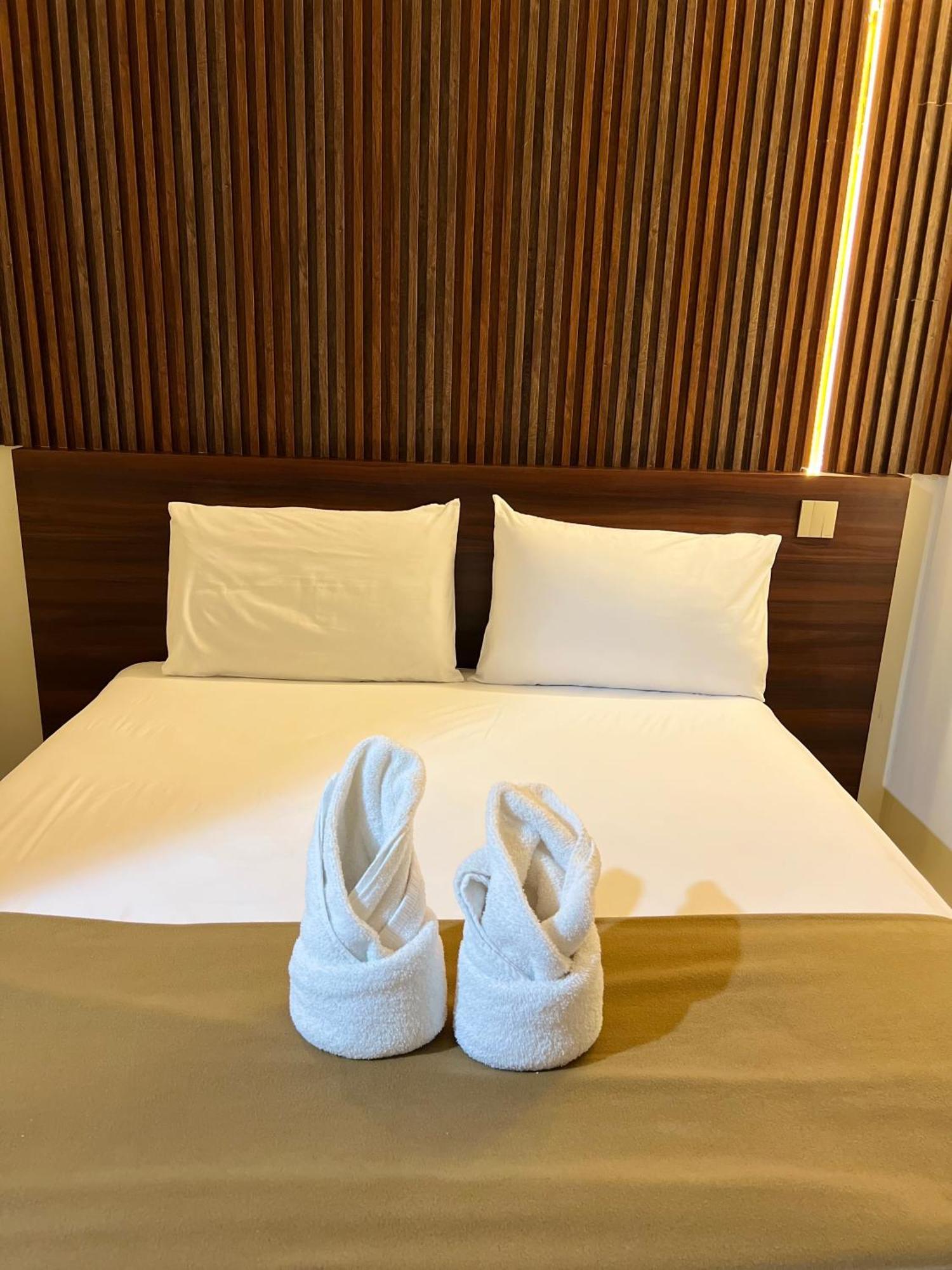 Hotel Sri Sutra Petaling Jaya Buitenkant foto